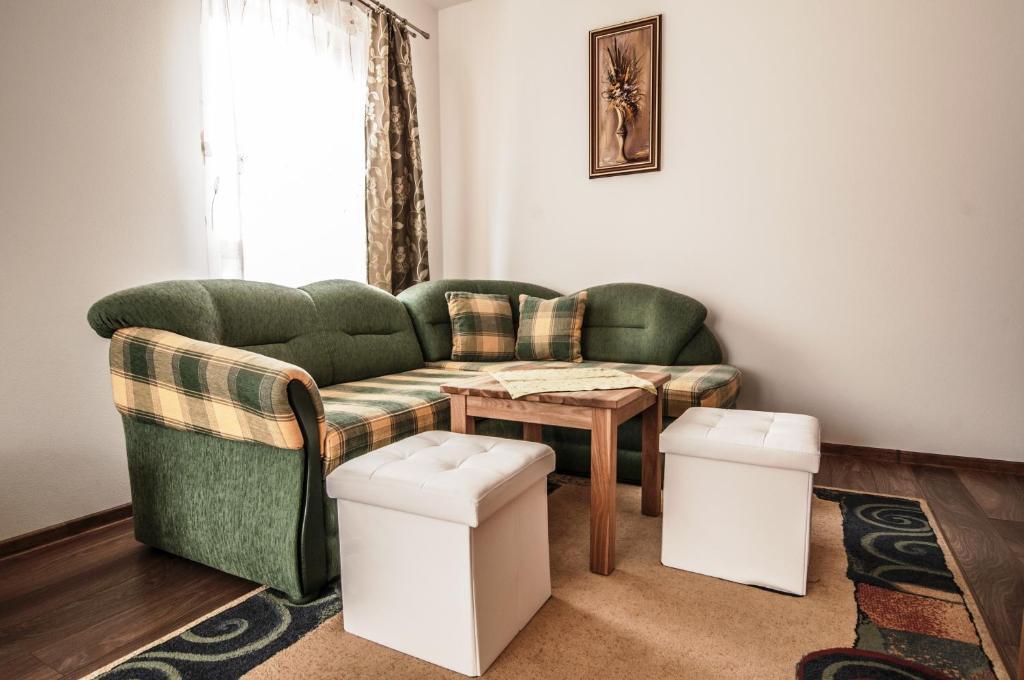 Apartmanovy Dom Martha A Domcek Martuska Liptovsky Jan Exterior photo