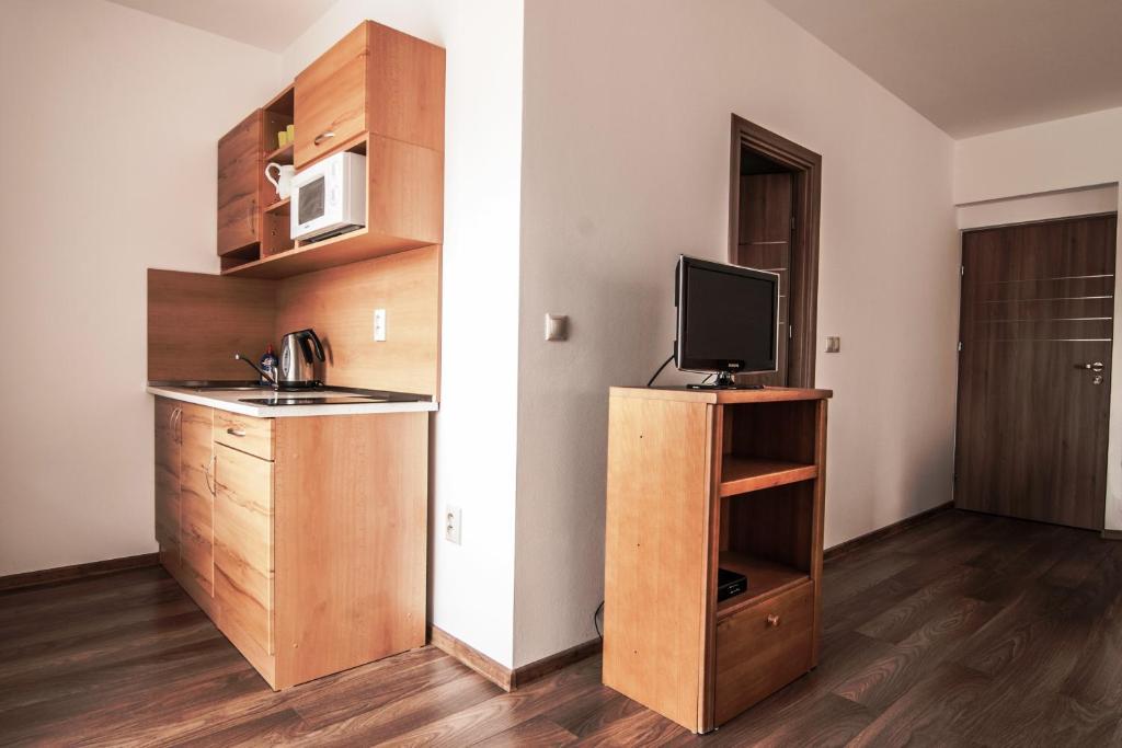 Apartmanovy Dom Martha A Domcek Martuska Liptovsky Jan Room photo